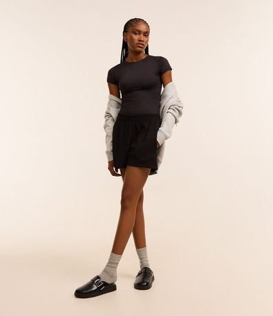 Short en Rib con Bolsillos Laterales 1