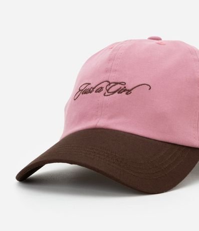 Gorra en Sarga con Aba Contrastante y Estampa Bordada 5