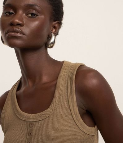 Blusa en Rib con Botones Delanteros 5