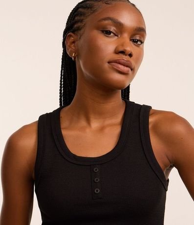 Blusa en Rib con Botones Delanteros 3