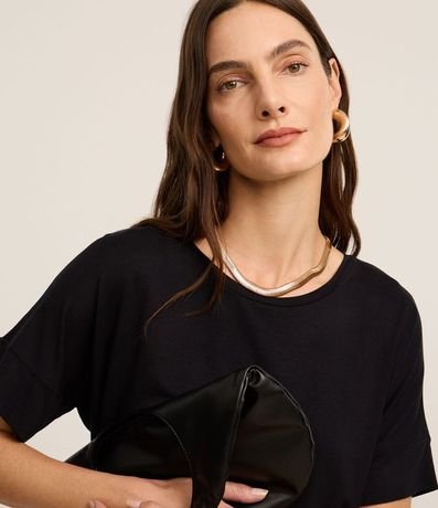 Blusa en Viscosa con Mangas Cortas sin Sisas 4