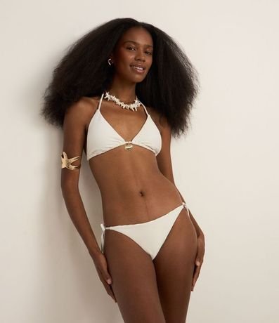 Bikini Top Triangular Fruncido en Microfibra Acanalada con Hilo Metalizado y Colgante de Caracola 2