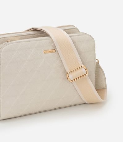 Bolsillo Transversal Mediana con Textura Embossed y Asa de Gorgorão 4