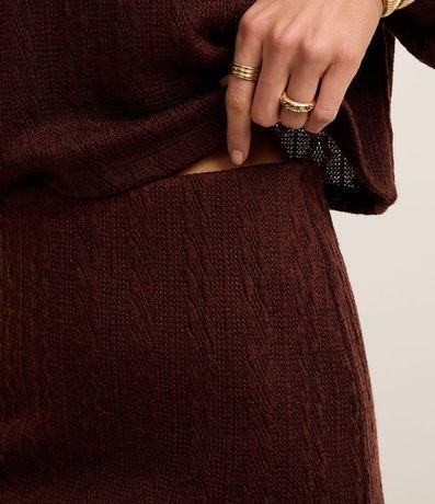 Pollera Recta Larga Cintura Mediana en Malla Texturizada 4