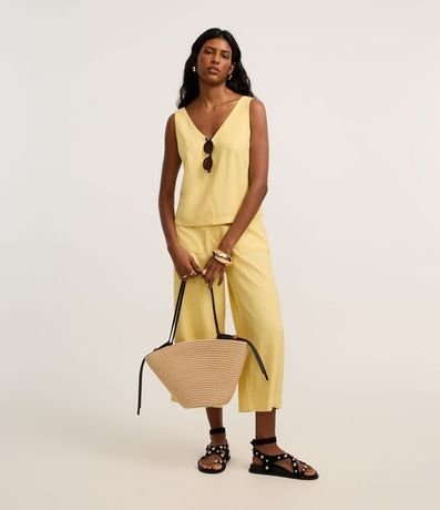 Musculosa en Viscosa con Escote V 2