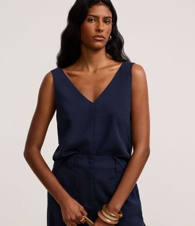 Musculosa en Viscosa con Escote V