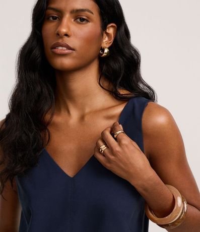 Musculosa en Viscosa con Escote V 3