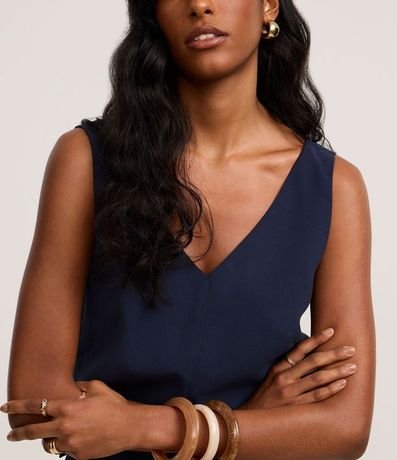 Musculosa en Viscosa con Escote V 4