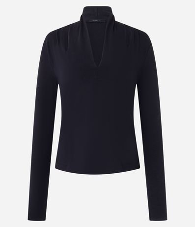 Blusa en Viscosa con Escote V y Cutout en el Hombro 5