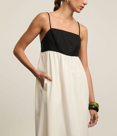 Vestido Hi-Lo Bicolor Evasê Midi en Viscolino con Bretel Fino 3