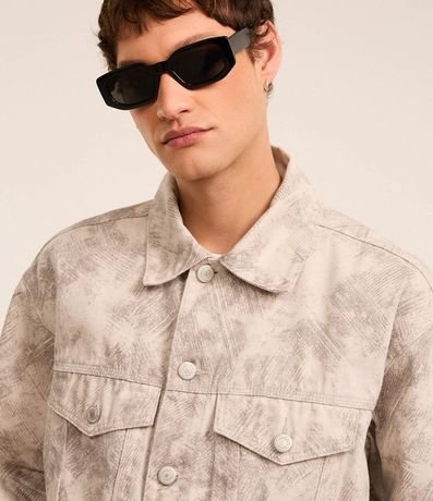 Campera Overboxy en Sarga con Estampa Abstracta 5