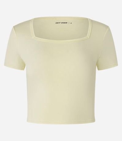 Remera Cropped Deportiva en Microfibra con Toque Suave 4