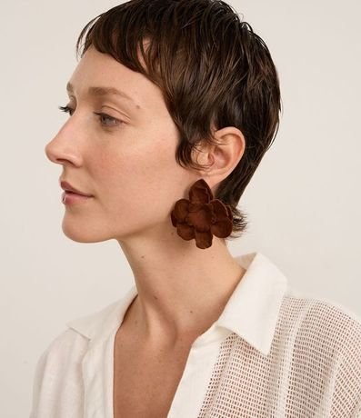 Caravana Botón en Gamuza con Forma de Flor