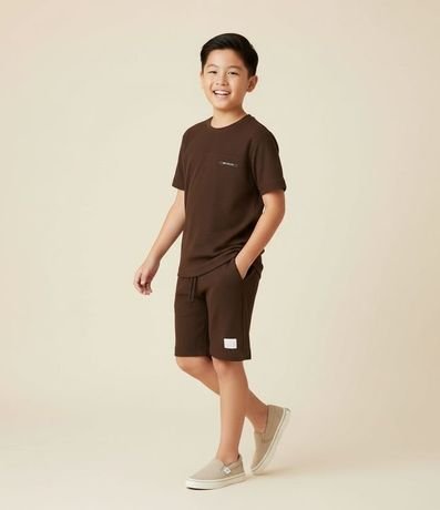 Remera Infantil Acanalada con Etiqueta Aplicada - Talle 5 a 14 años