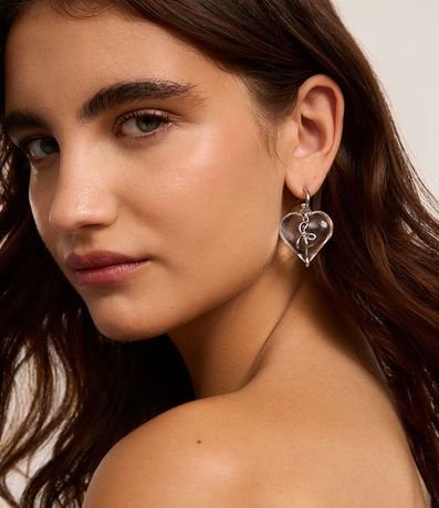 Caravana Aro con Lazo de Metal y Colgante Corazón