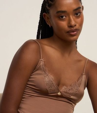 Pijama Short Doll en Microfibra Satinada con Detalle de Encaje 3