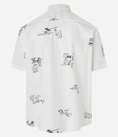 Camisa Relaxed en Tricolina con Estampa Minimalistas de Palmeras e Islas 6