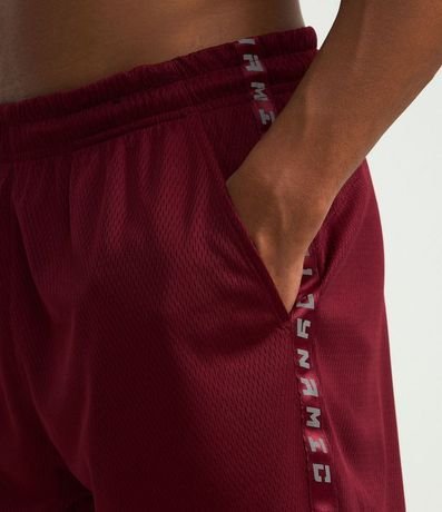 Bermuda Deportiva en Tecnologia Dry con Estampa Lateral Lettering 4