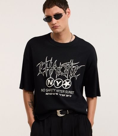 Remera Oversized en Algodón con Textura y Lettering Gothic