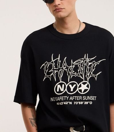 Remera Oversized en Algodón con Textura y Lettering Gothic 4