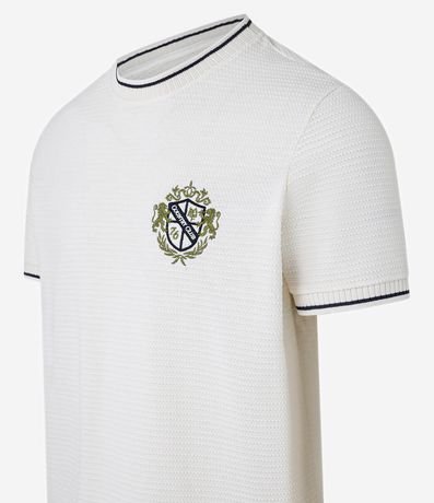 Remera Regular en Algodón con Estampa Localizada y Textura 7