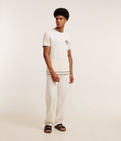 Remera Regular en Algodón con Estampa Localizada y Textura 4