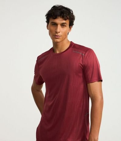 Remera Deportiva Tecnologia Dry con Estampa Heat Print