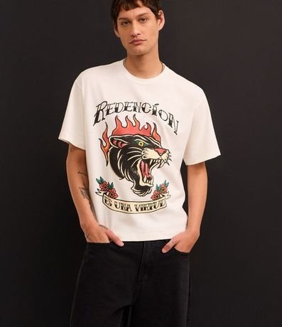 Remera Boxy en Algodón con Estampa Estilo Tatuagem y Lettering 4