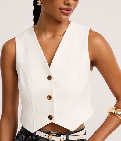 Chaleco en Crepé con Abotonado y Escote V