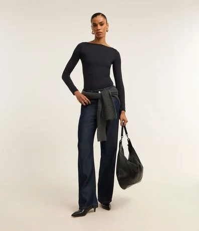 Blusa Regular en Poliamida con Escote Canoa 3