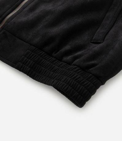 Campera con Detalles en Recorte y Bajo con Elástico 10