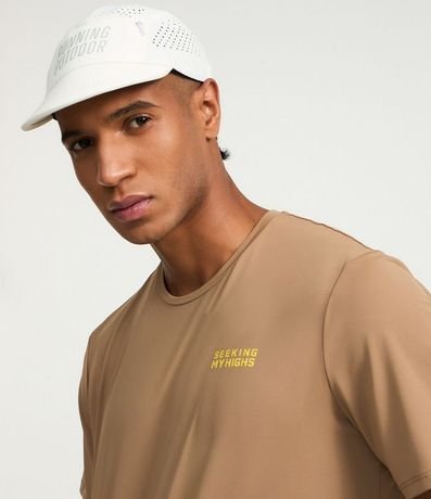 Remera Regular en Poliamida con Tecnologia Dry y Estampa Lettering Seeking My Highs 5