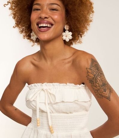 Blusa sin Breteles en Crepé con Textura Crinkle con Lastex en la Cintura y Volados