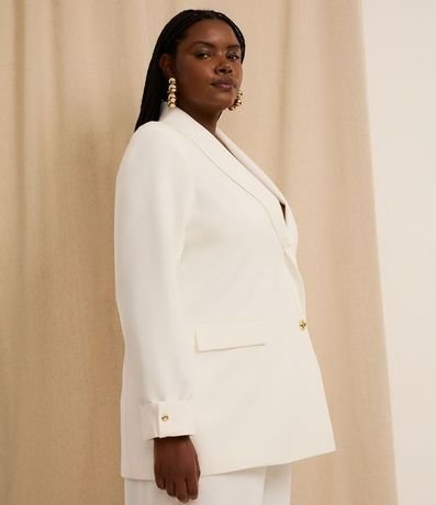 Blazer en Sastrería con Botón Gold Curve & Plus Size