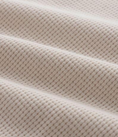 Bata Comfort Texturizado con Cuello V y Lazo 10