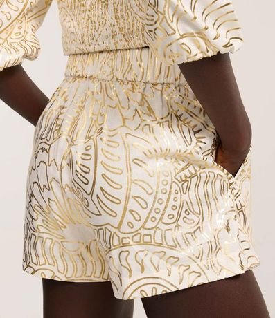 Short Cintura Alta en Viscolino con Estampa de Foil 5