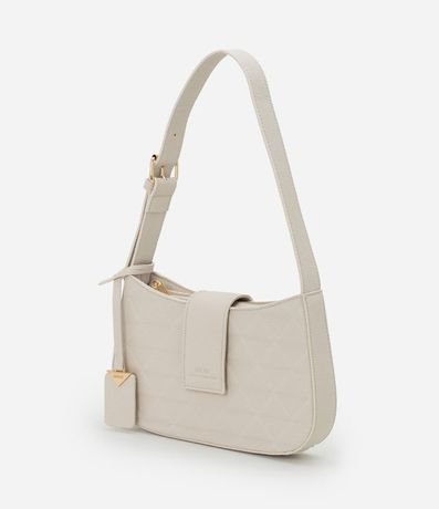 Bolsillo Baguette Pequena con Textura en Relieve y Detalle de Colgante 4