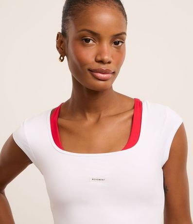 Remera Cropped Deportiva en Microfibra con Estampa Lettering 3