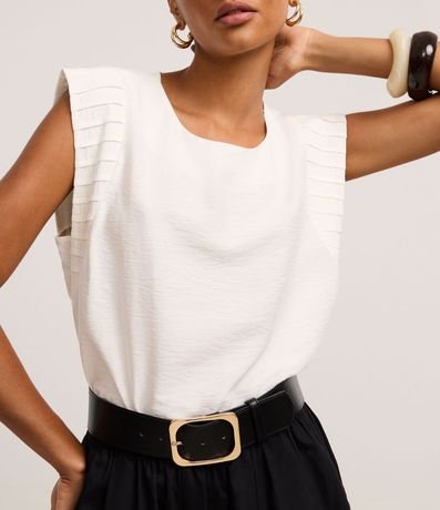 Blusa en Airflow con Recortes en el Hombro 4