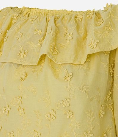 Blusa Hombro a Hombro con Volado y Bordado Floral 6