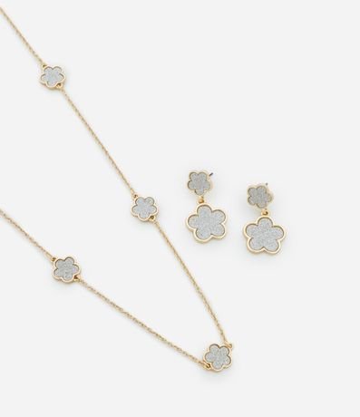 Conjunto de Collar y Caravana con Revestimento Brillante