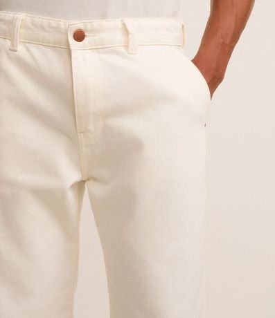 Pantalón Recto en Sarga con Etiqueta Aplicada 3