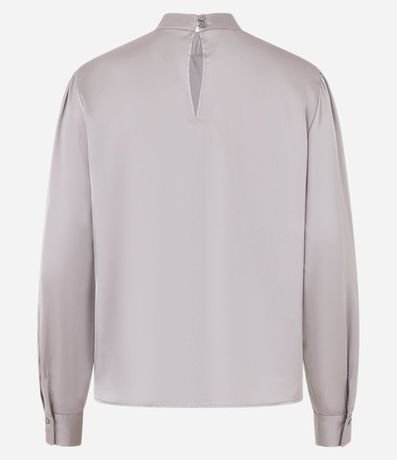 Blusa Satinada con Cuello Padre con Botón en el Puño 2