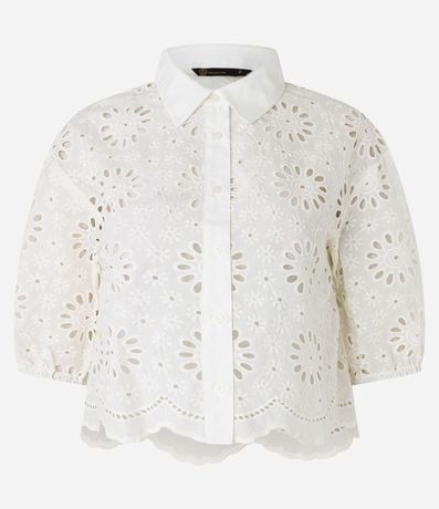 Camisa en Laise con Bordados en los Furos y Bajo Nube