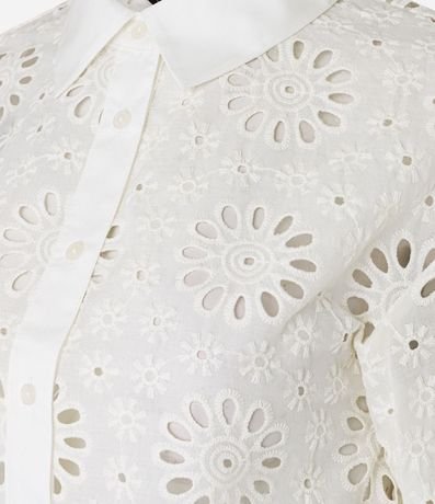 Camisa en Laise con Bordados en los Furos y Bajo Nube 3