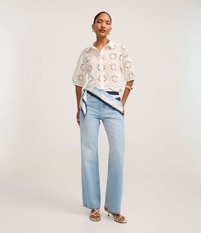 Camisa en Laise con Bordados en los Furos y Bajo Nube 2