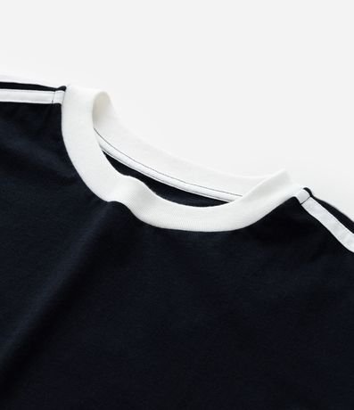 Remera Infantil con Detalles Contrastantes - Talle 5 a 14 años 4