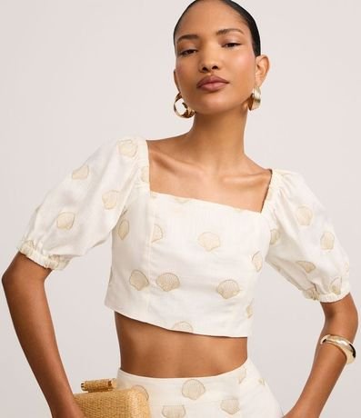 Blusa en Viscolino con Manga Abullonada y Bordado Caracolas
