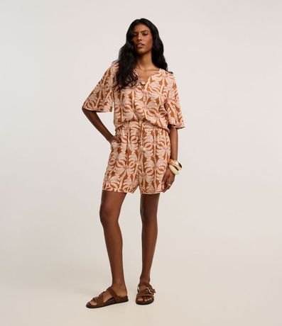 Short Cintura Alta en Viscosa con Estampa Palmeras 1