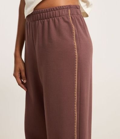 Pantalón en Algodón con Forro Fleece y Bordado Lateral 4